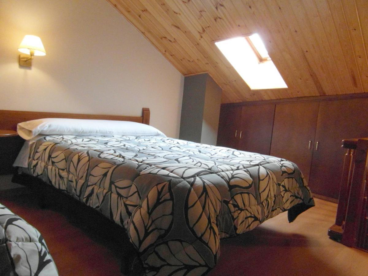 Apartamentos Los Lagos Benasque Exterior photo