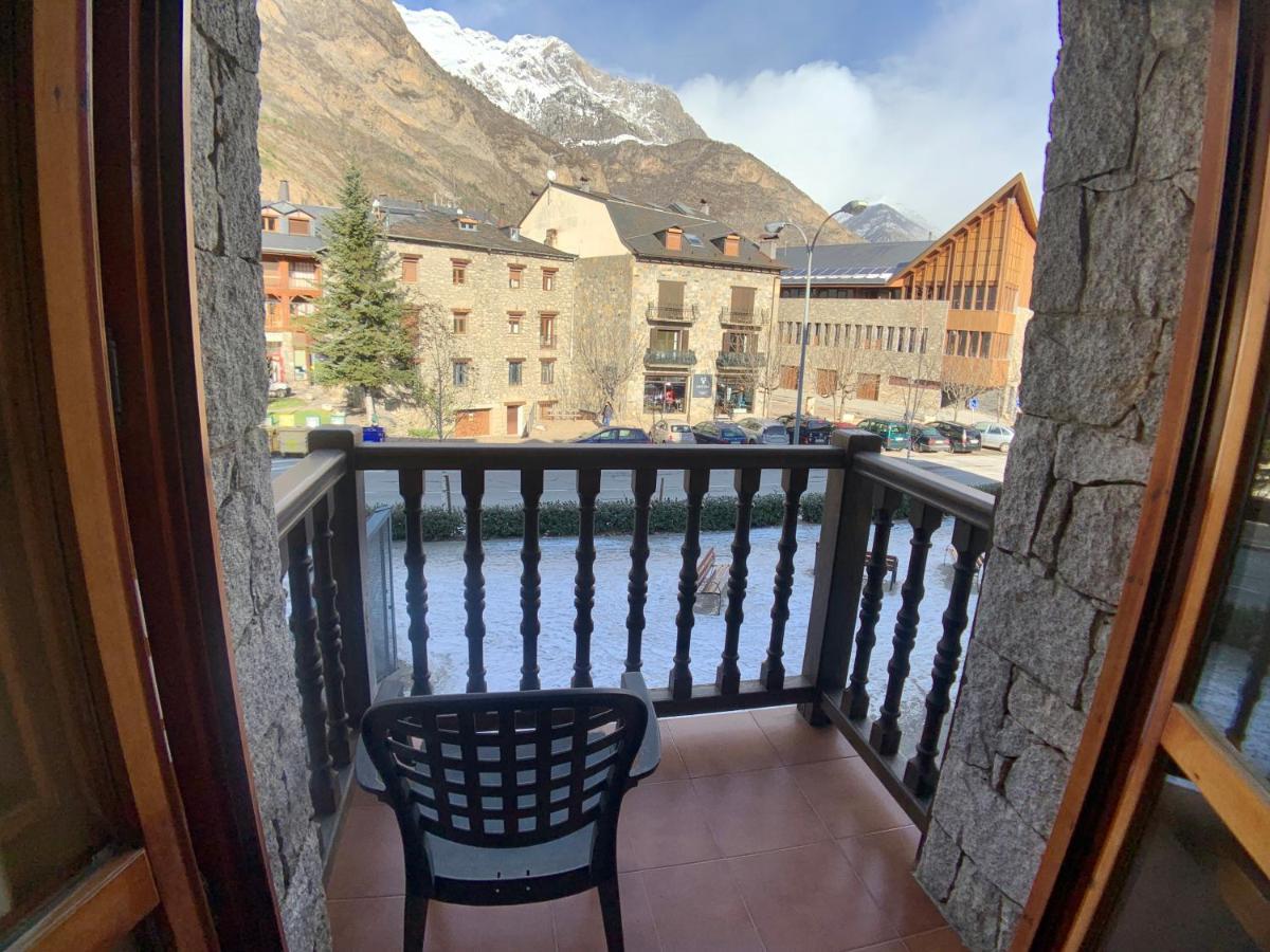 Apartamentos Los Lagos Benasque Exterior photo