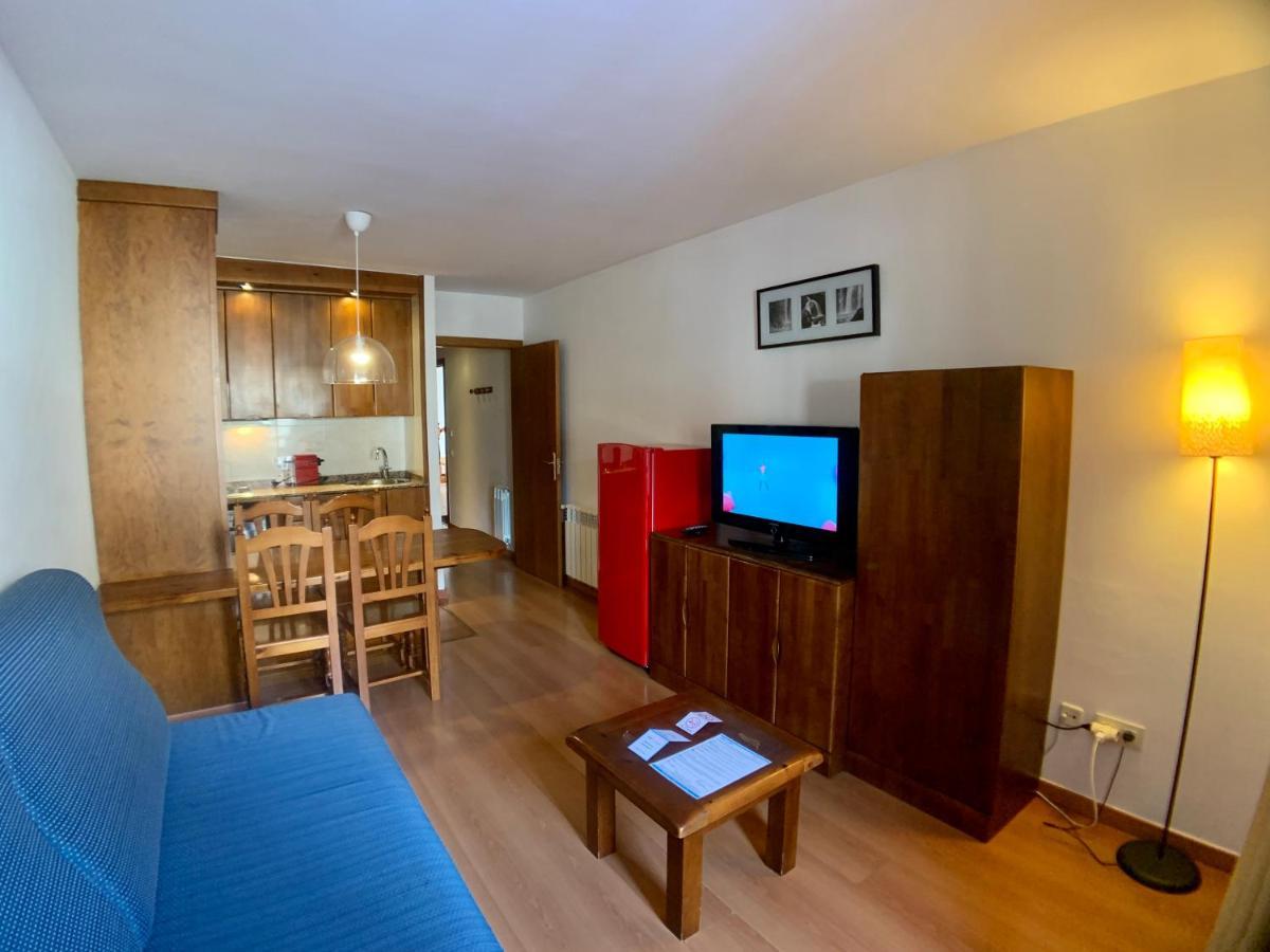 Apartamentos Los Lagos Benasque Exterior photo